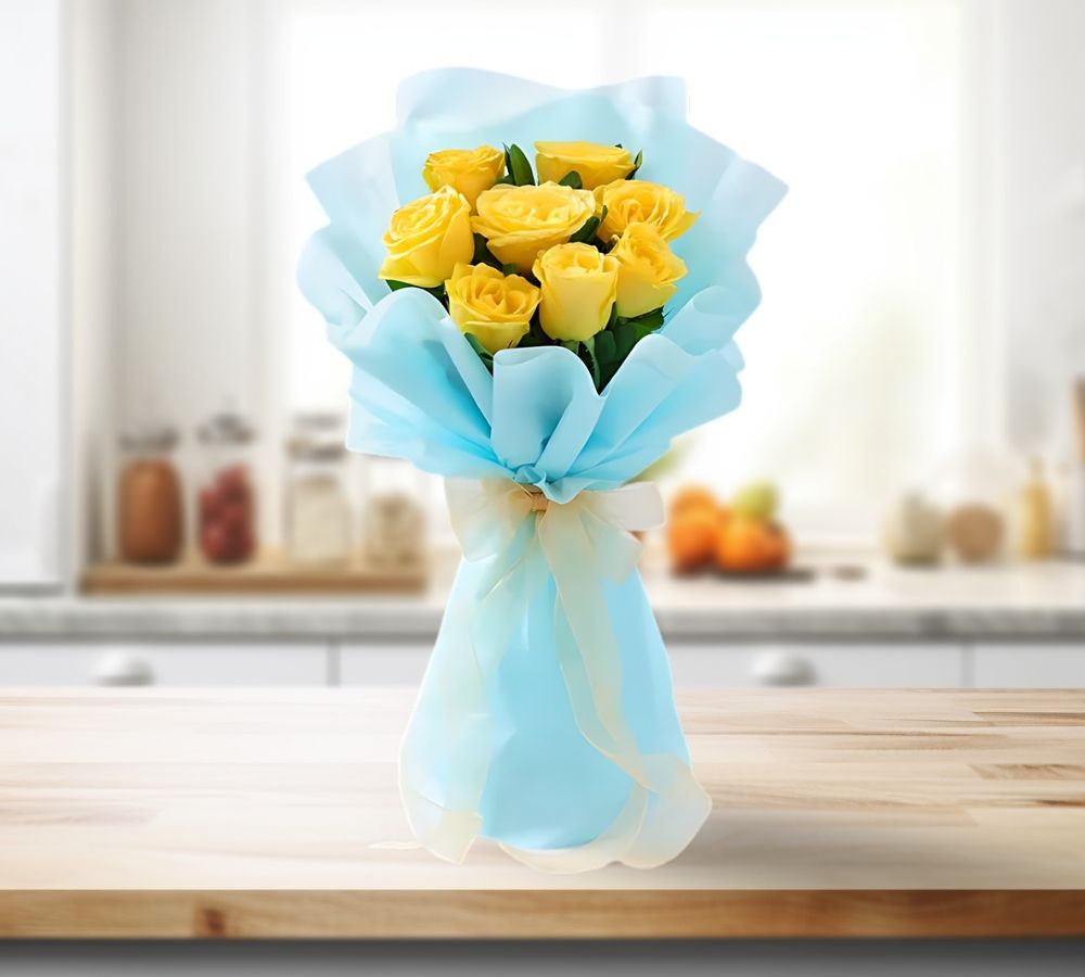  Pineapple flavour with yellow rose bouquet 